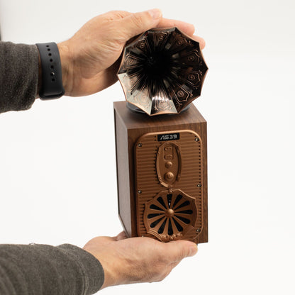 Retro Tall Gramophone Speaker (Extra Loud)