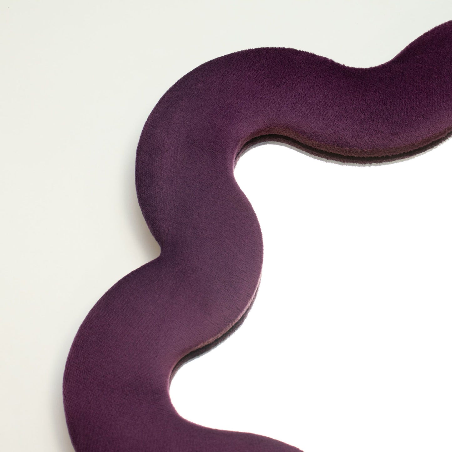 Soft Squiggly Star Mirror – Mauve